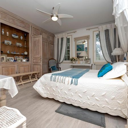 Chambres D'Hotes De Charme Au Refuge Du Peintre Pres De St Emilion Sainte-Terre Kültér fotó